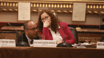 La fujimorista afirmÃ³ que los papeles encontrados no son los de su ComisiÃ³n Investigadora. 