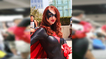 Desliza para ver el cosplay hot del personaje de Ruby Rose que paraliza Instagram. Foto: Captura. instagram