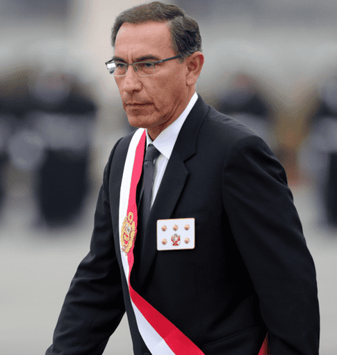 Vizcarra casi duplicó aprobación luego de plantear referéndum Vizcarra casi duplicó aprobación luego de plantear referéndum