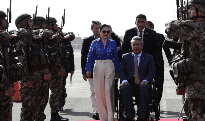 Presidente de Ecuador arribó a Trujillo para Gabinete Binacional con