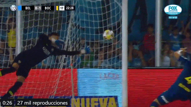Boca vs Belgrano: La reacción felina de Andrada para salvar la portería 'xeneize'