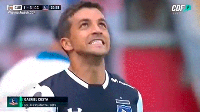 En solo 3 minutos, Gabriel Costa se hizo presente con un doblete en partido de Colo Colo