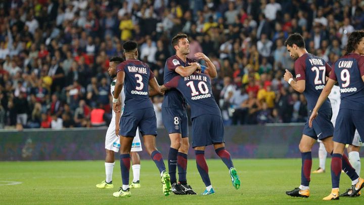 Psg Goleo A Saint Etienne Y Se Ubica En Lo Mas Alto De La Ligue Video Larepublica Pe Psg Goleo A Saint Etienne Y Se Ubica En Lo Mas Alto De La Ligue Video Larepublica Pe